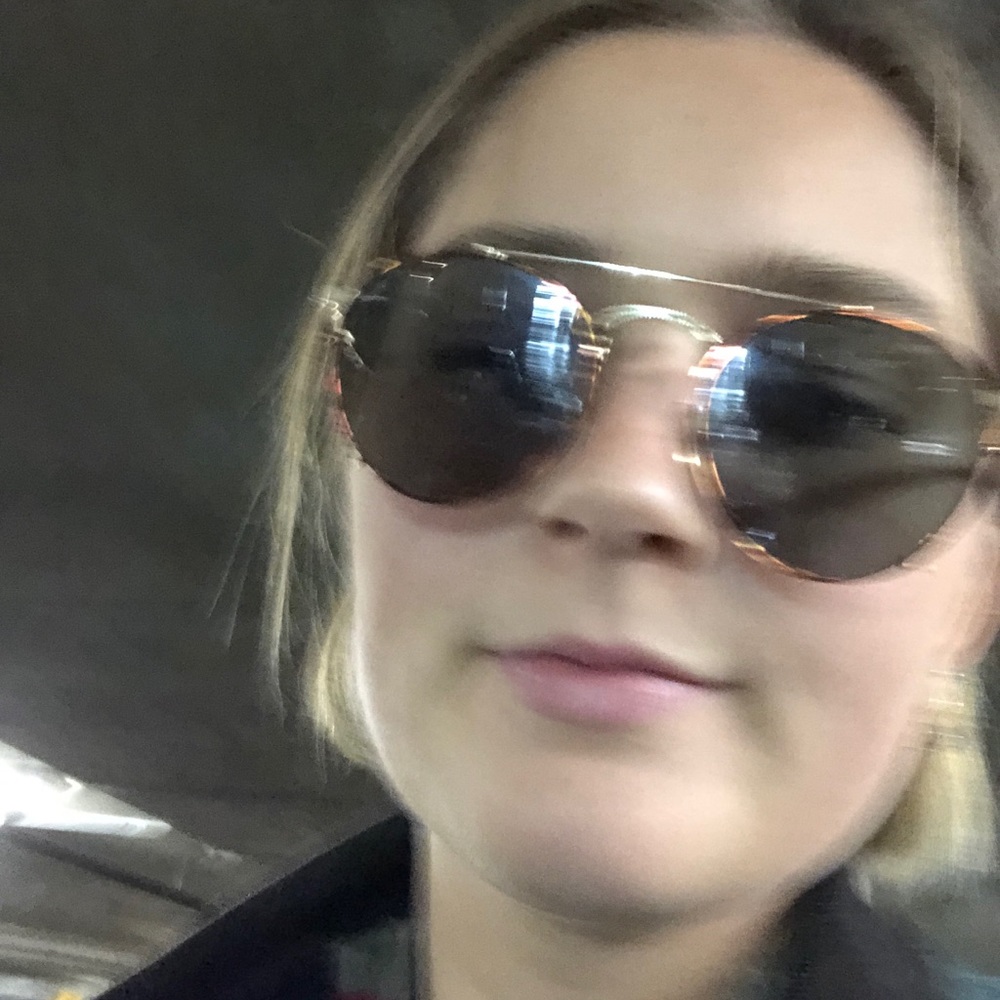 Meet your Posher, Adelaide